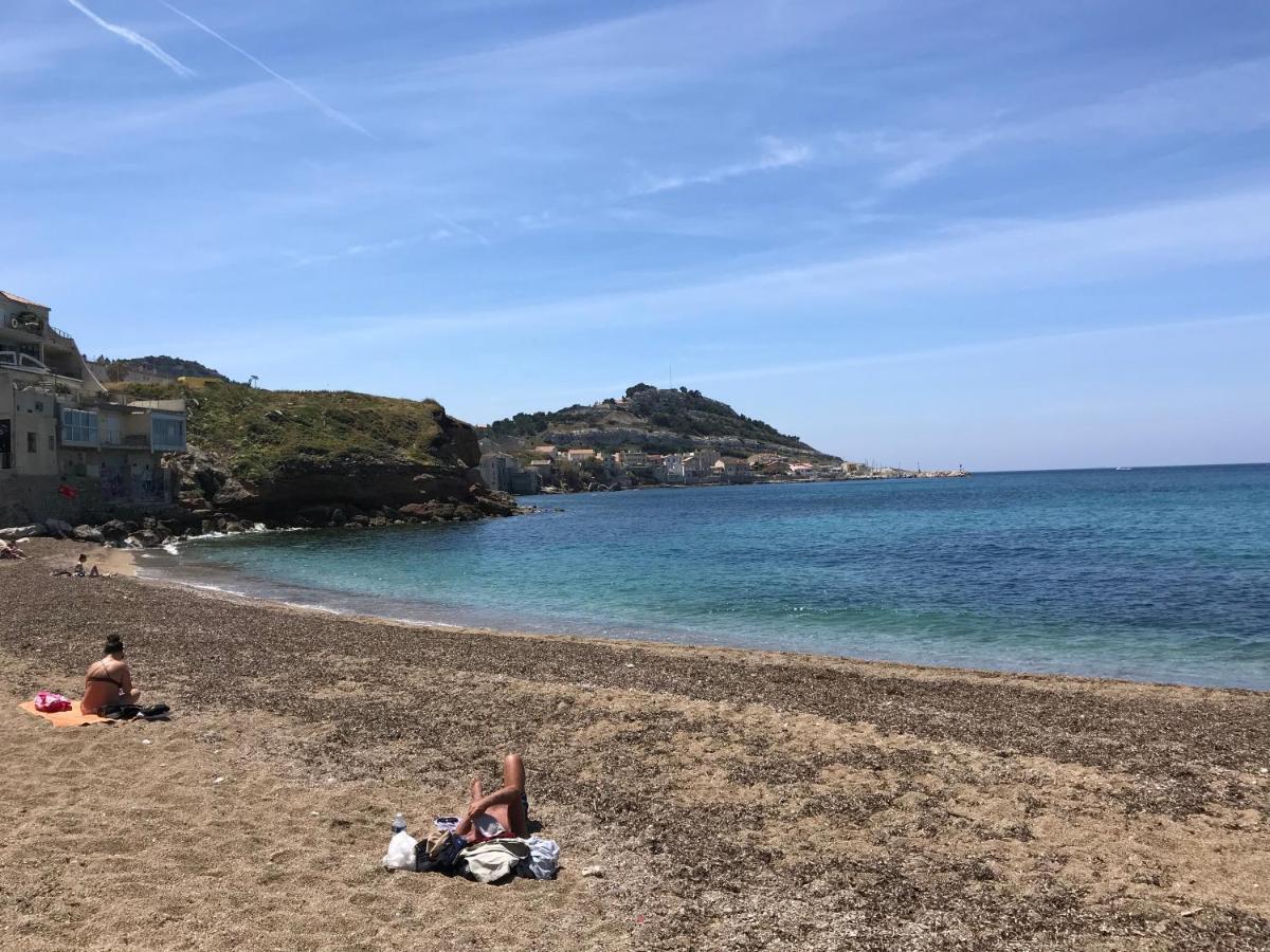 Le Cabanon Bleu Sur La Plage Marseille Extérieur photo